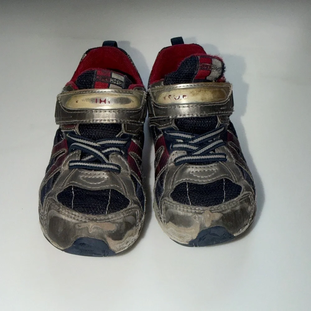 Tsukihoshi Kids Navy and Red Athletic Sneakers